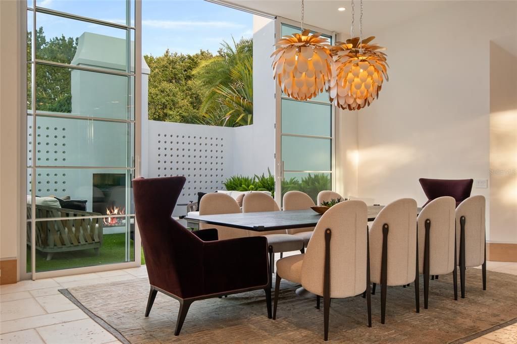 На продажу: $4,545,000 (4 спален, 4 ванн, 4181 Квадратных фут)