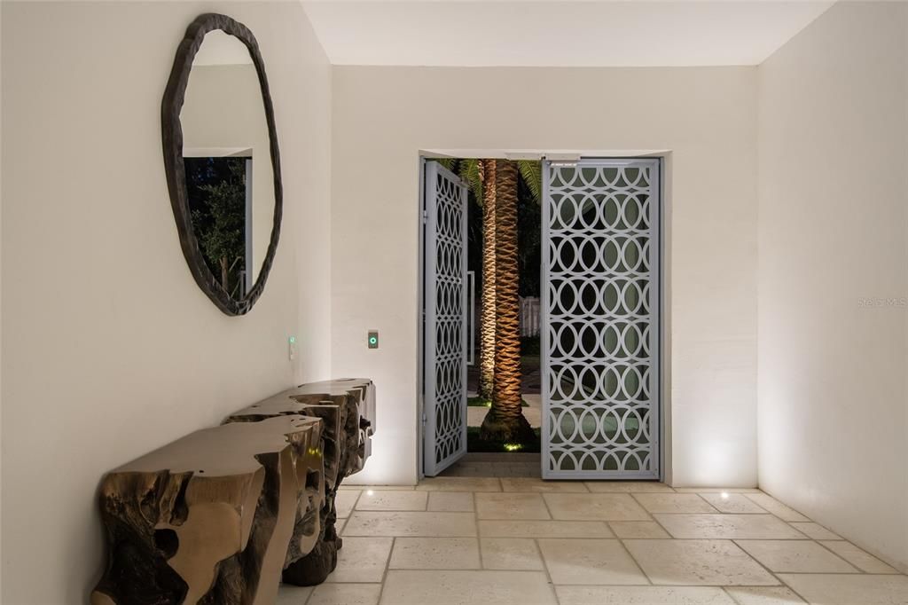 На продажу: $4,545,000 (4 спален, 4 ванн, 4181 Квадратных фут)