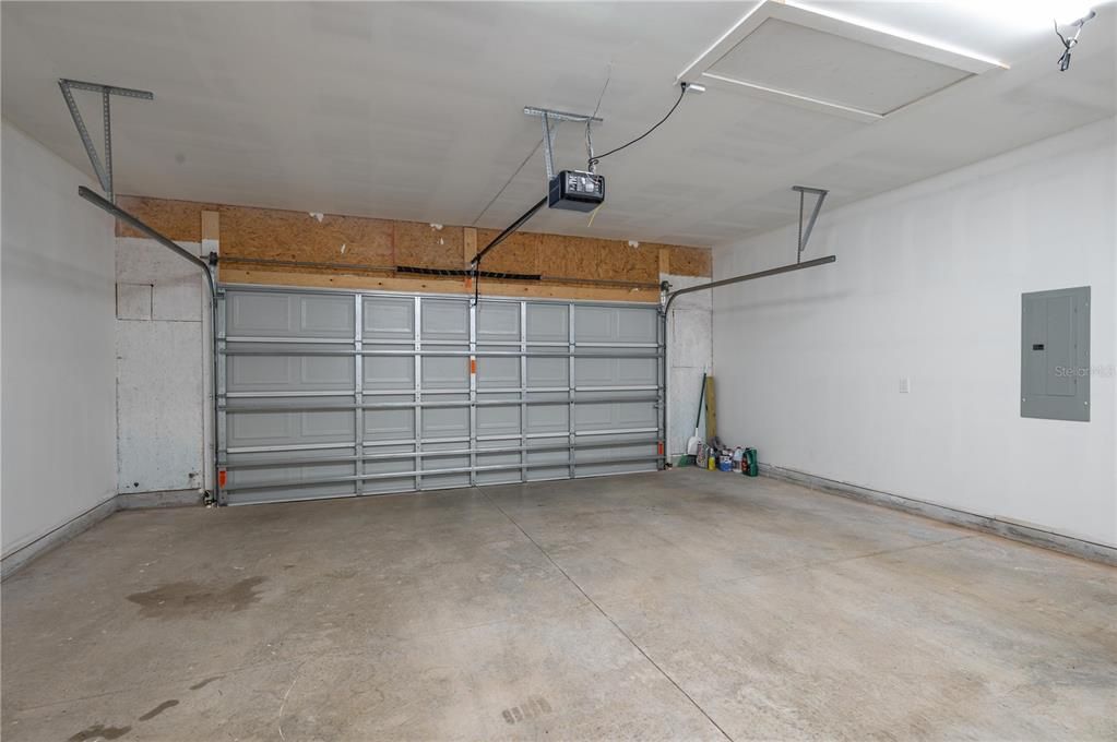 На продажу: $359,900 (3 спален, 2 ванн, 1758 Квадратных фут)