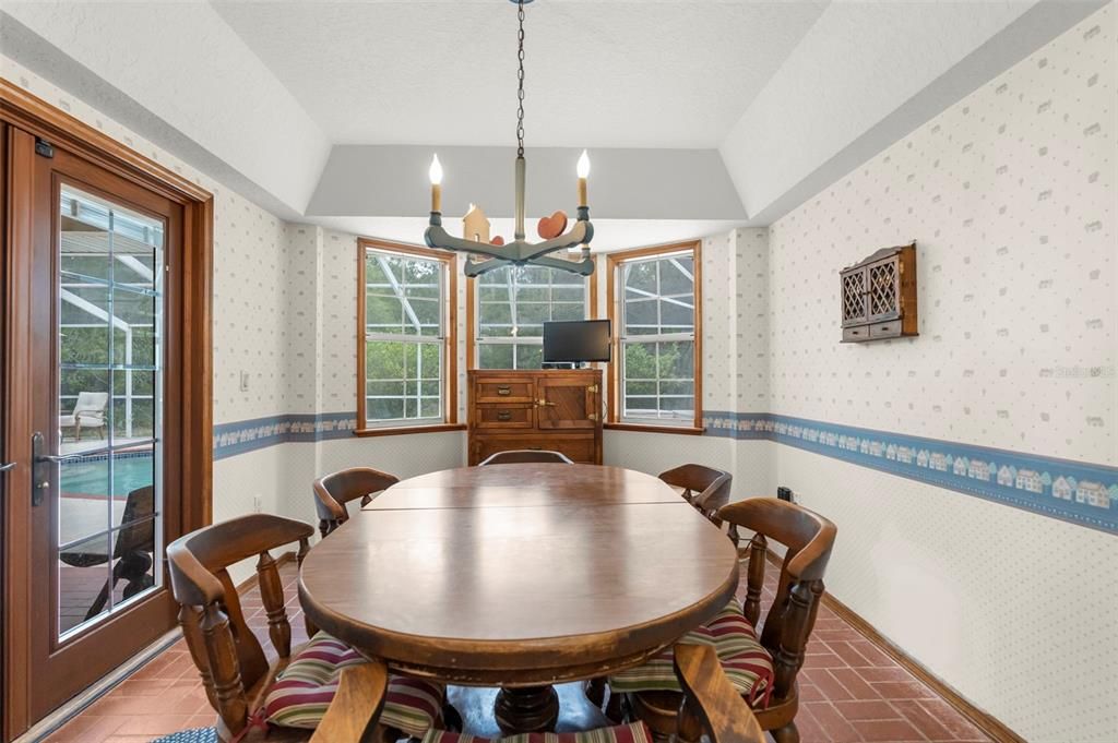 En Venta: $995,000 (3 camas, 3 baños, 2752 Pies cuadrados)