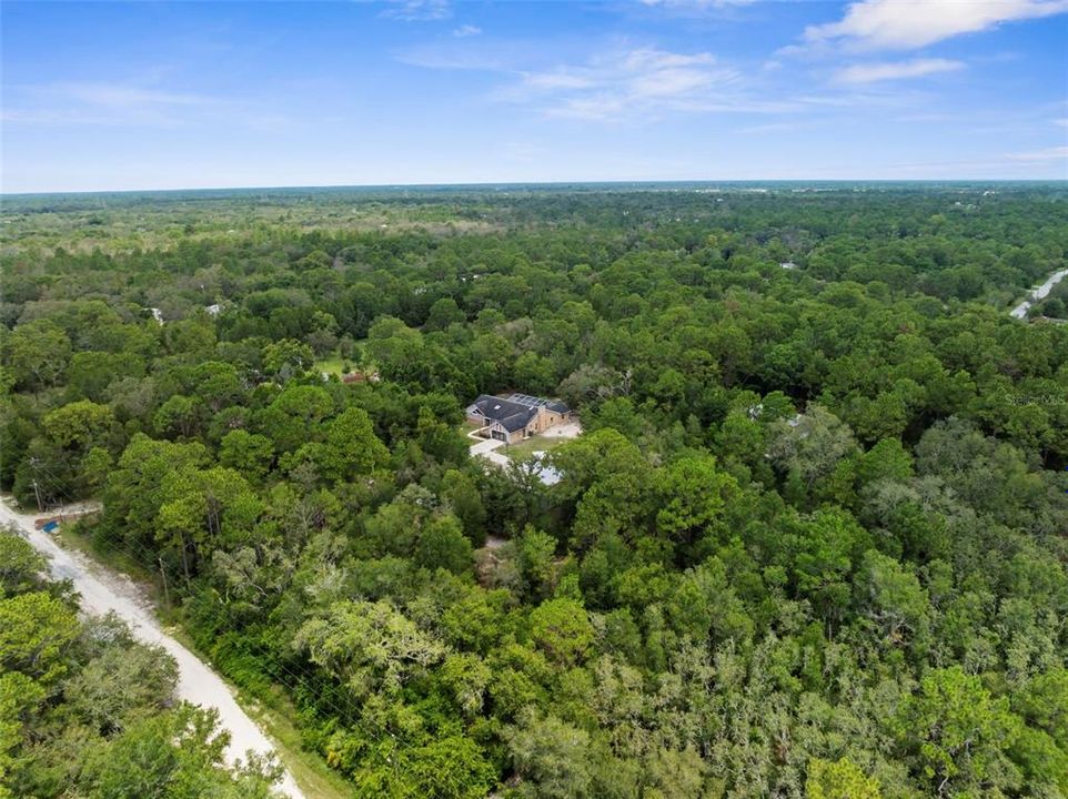 En Venta: $995,000 (3 camas, 3 baños, 2752 Pies cuadrados)