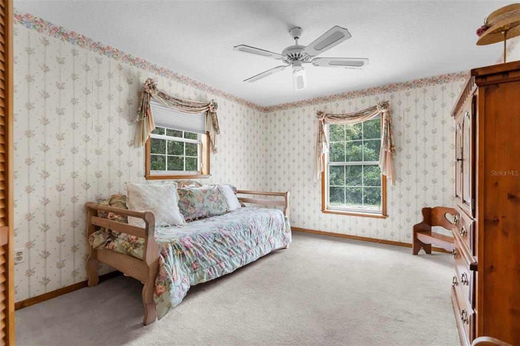 En Venta: $995,000 (5 camas, 3 baños, 2128 Pies cuadrados)