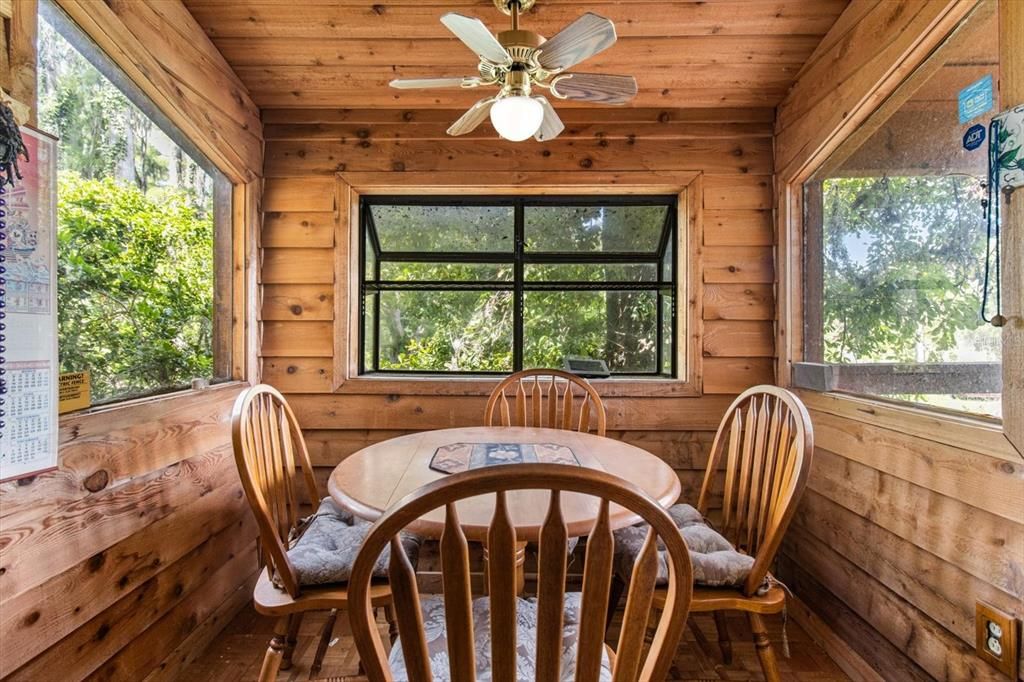 На продажу: $899,000 (4 спален, 3 ванн, 3463 Квадратных фут)