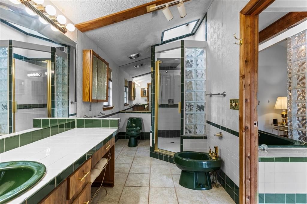 На продажу: $899,000 (4 спален, 3 ванн, 3463 Квадратных фут)