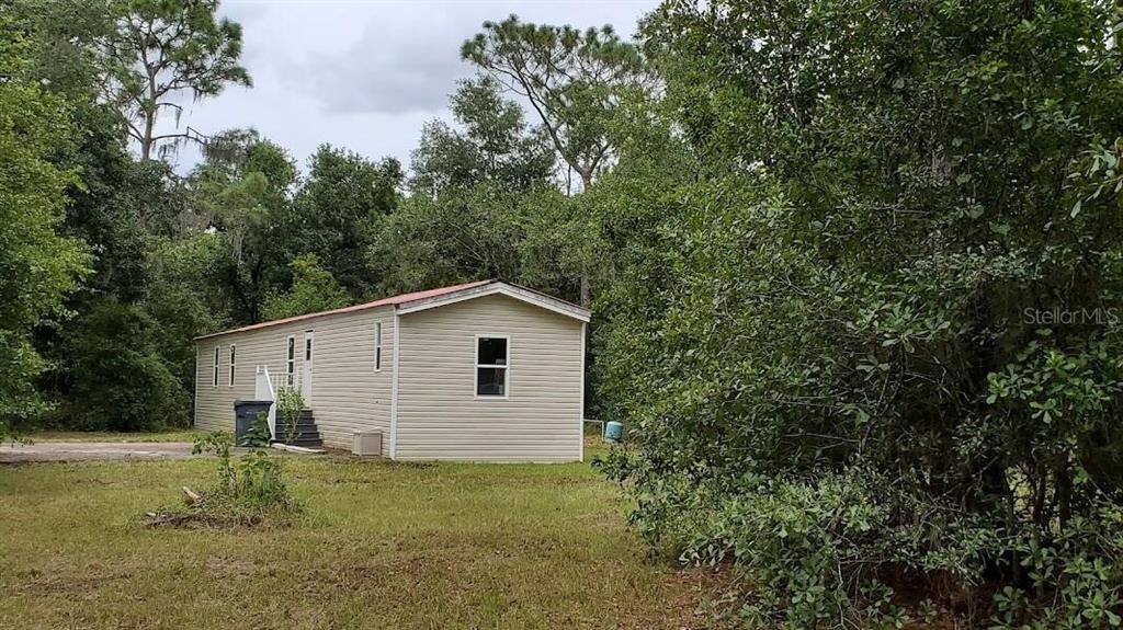 For Sale: $198,000 (3 beds, 2 baths, 1064 Square Feet)