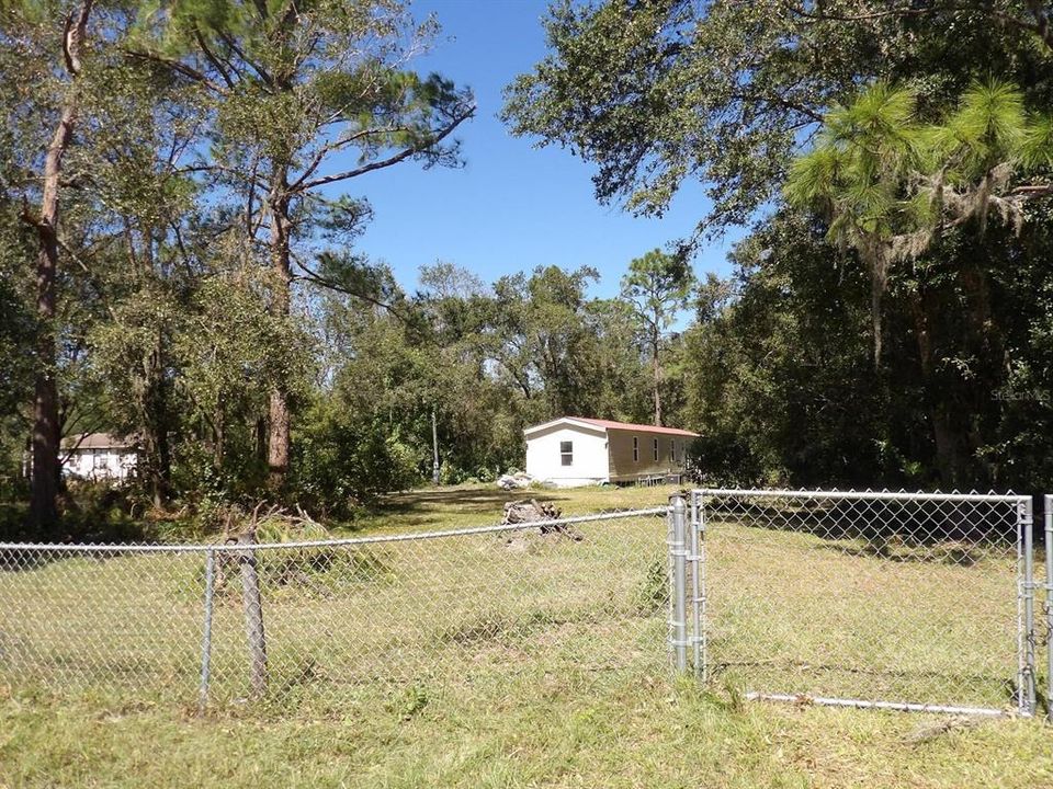 For Sale: $198,000 (3 beds, 2 baths, 1064 Square Feet)