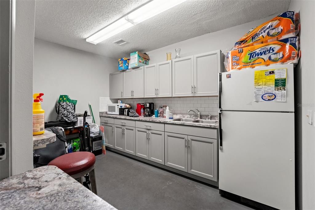 For Sale: $2,500,000 (0 beds, 0 baths, 7116 Square Feet)