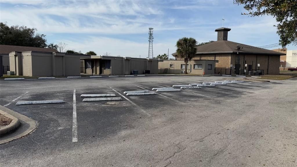 For Sale: $4,850,000 (0 beds, 0 baths, 27517 Square Feet)