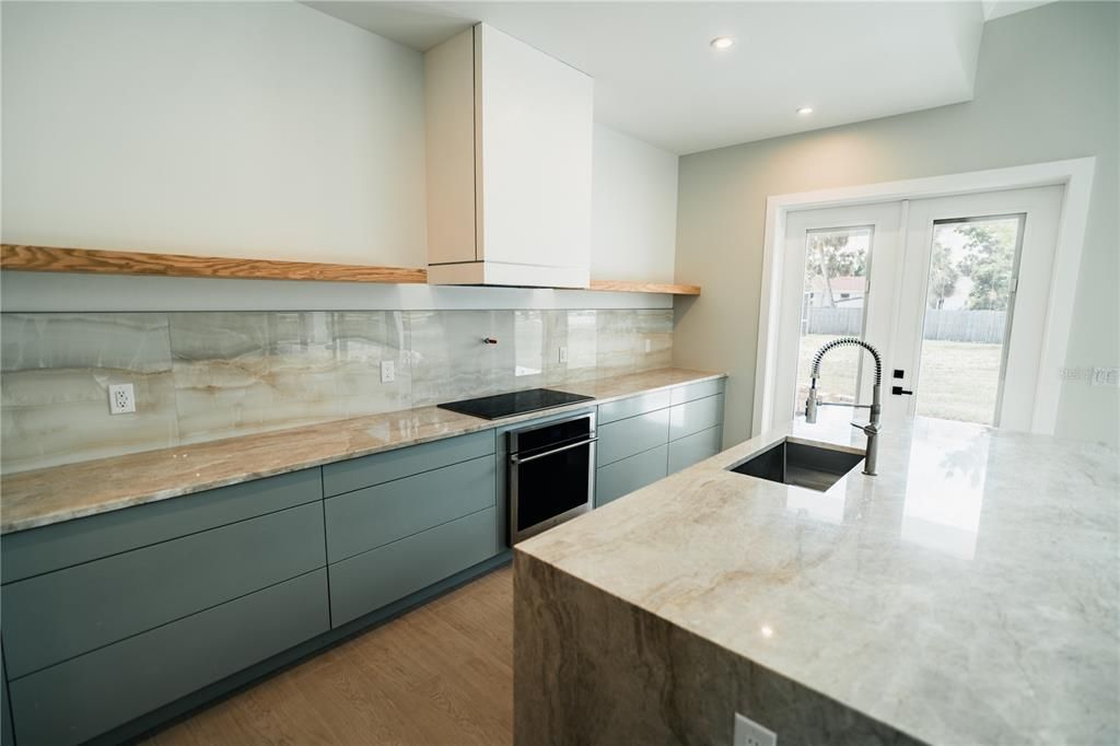 For Rent: $8,000 (3 beds, 3 baths, 3700 Square Feet)