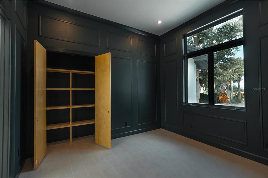 For Rent: $8,000 (3 beds, 3 baths, 3700 Square Feet)