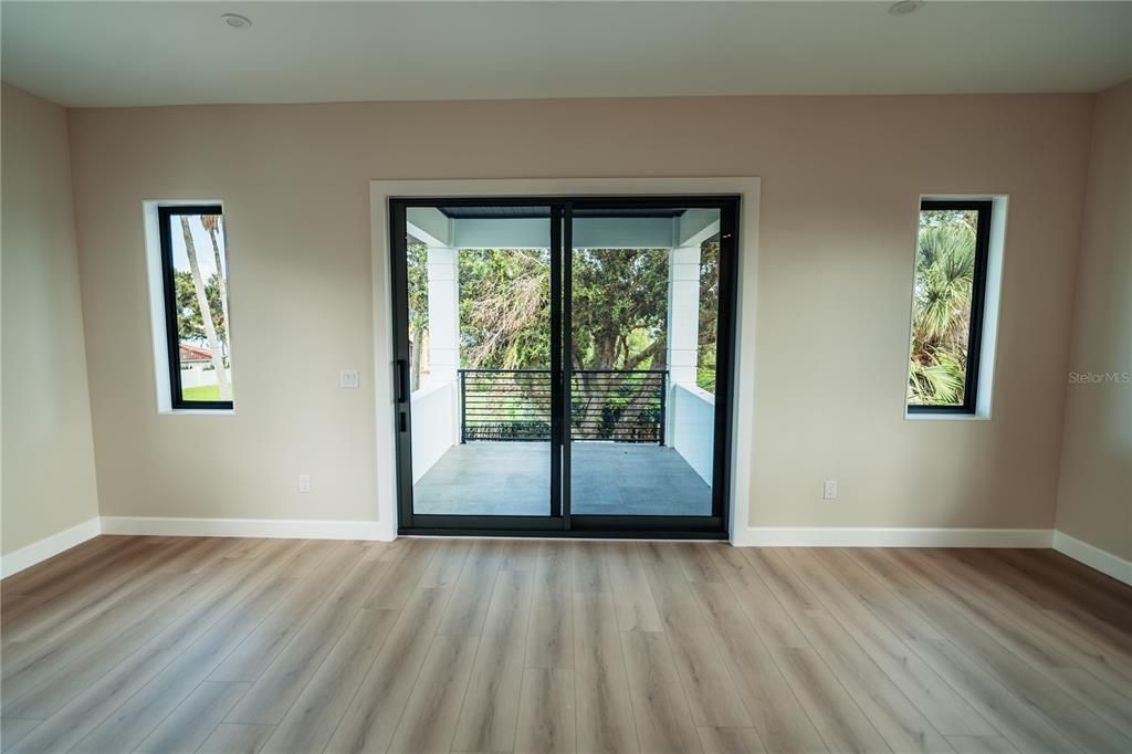 For Rent: $8,000 (3 beds, 3 baths, 3700 Square Feet)