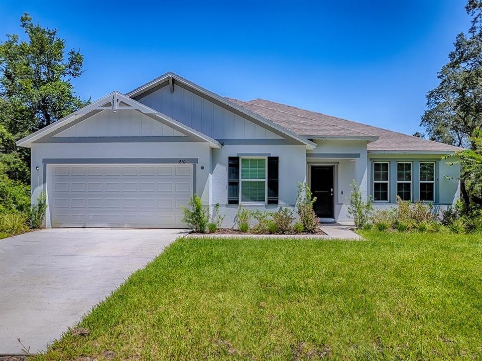 Recently Sold: $560,000 (4 beds, 3 baths, 2418 Square Feet)