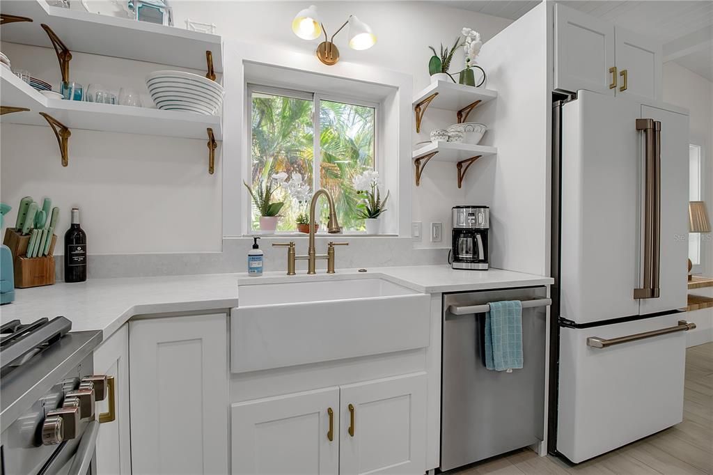 В аренду: $10,000 (3 спален, 2 ванн, 1454 Квадратных фут)