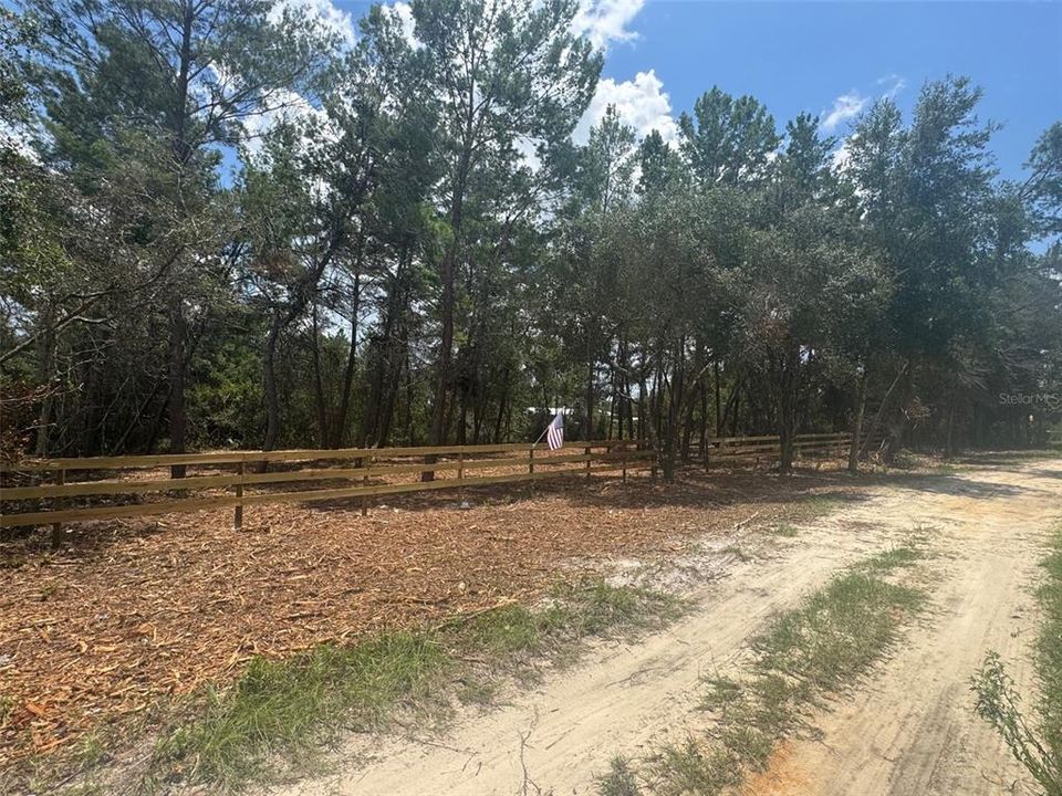 En Venta: $33,900 (0.43 acres)