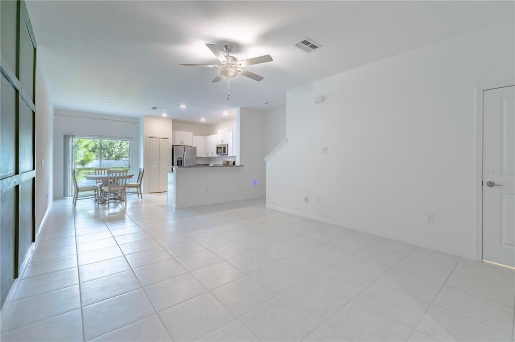 For Sale: $324,999 (3 beds, 2 baths, 1634 Square Feet)