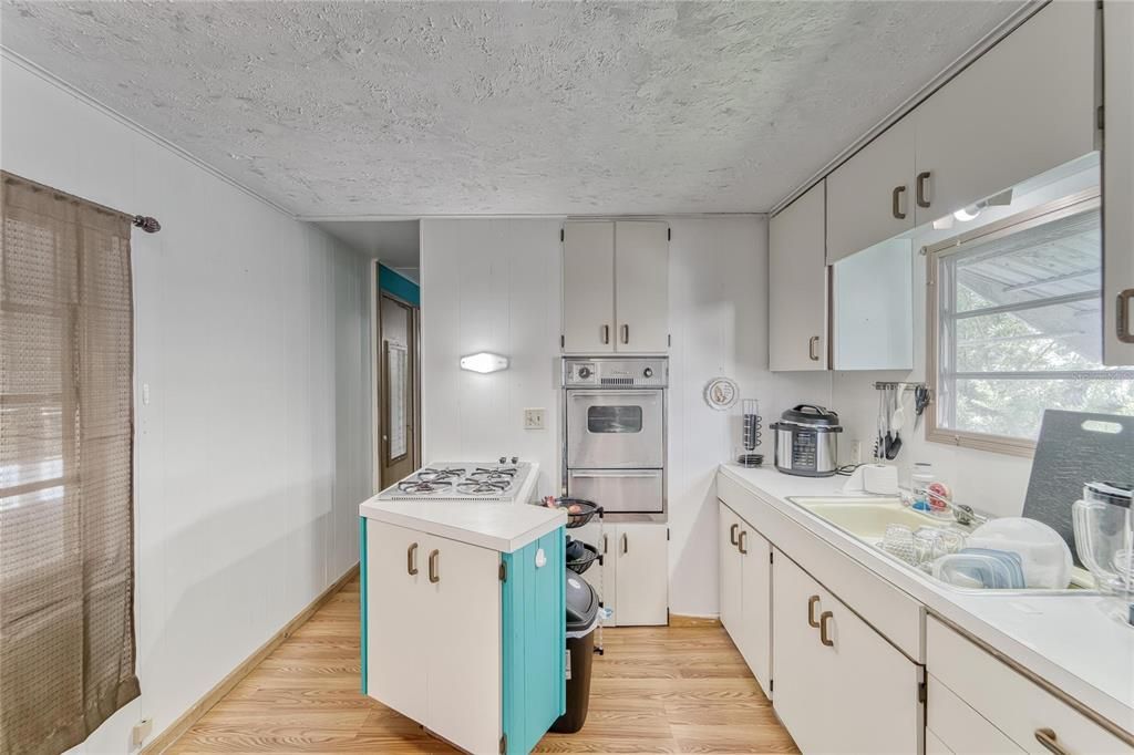 待售: $65,000 (1 贝兹, 1 浴室, 460 平方英尺)