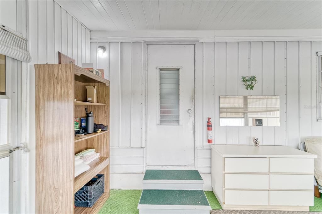 待售: $65,000 (1 贝兹, 1 浴室, 460 平方英尺)