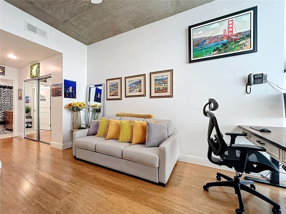 For Sale: $425,000 (2 beds, 2 baths, 1263 Square Feet)