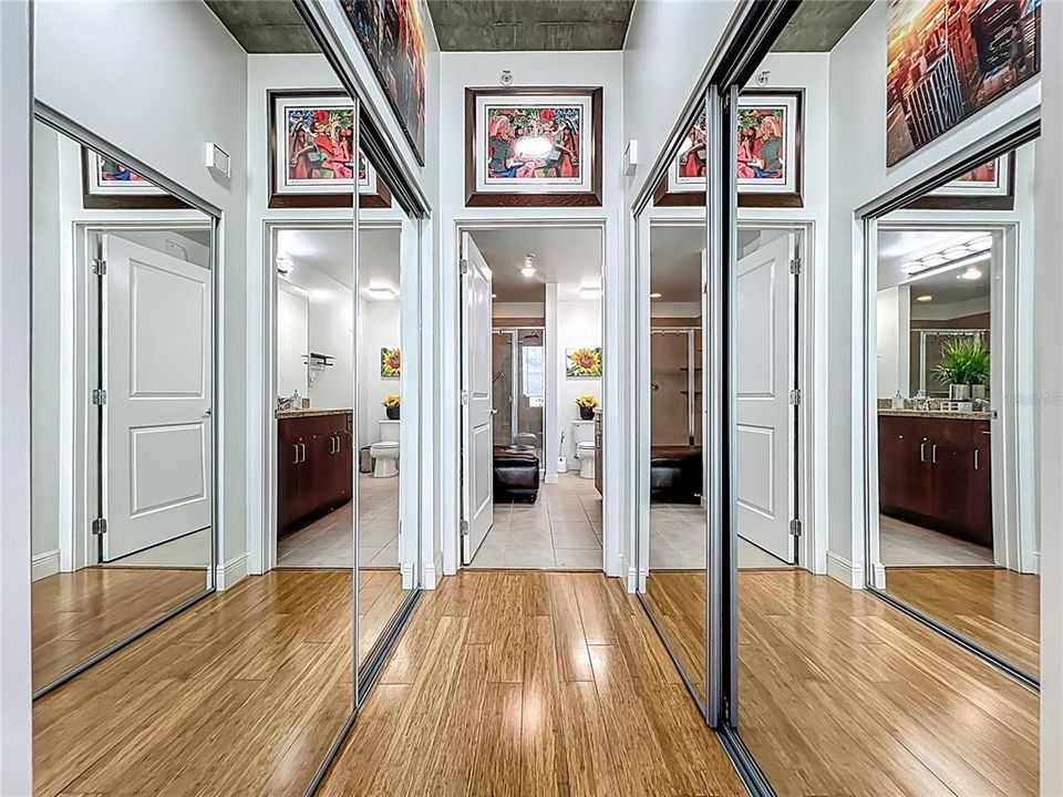 For Sale: $425,000 (2 beds, 2 baths, 1263 Square Feet)