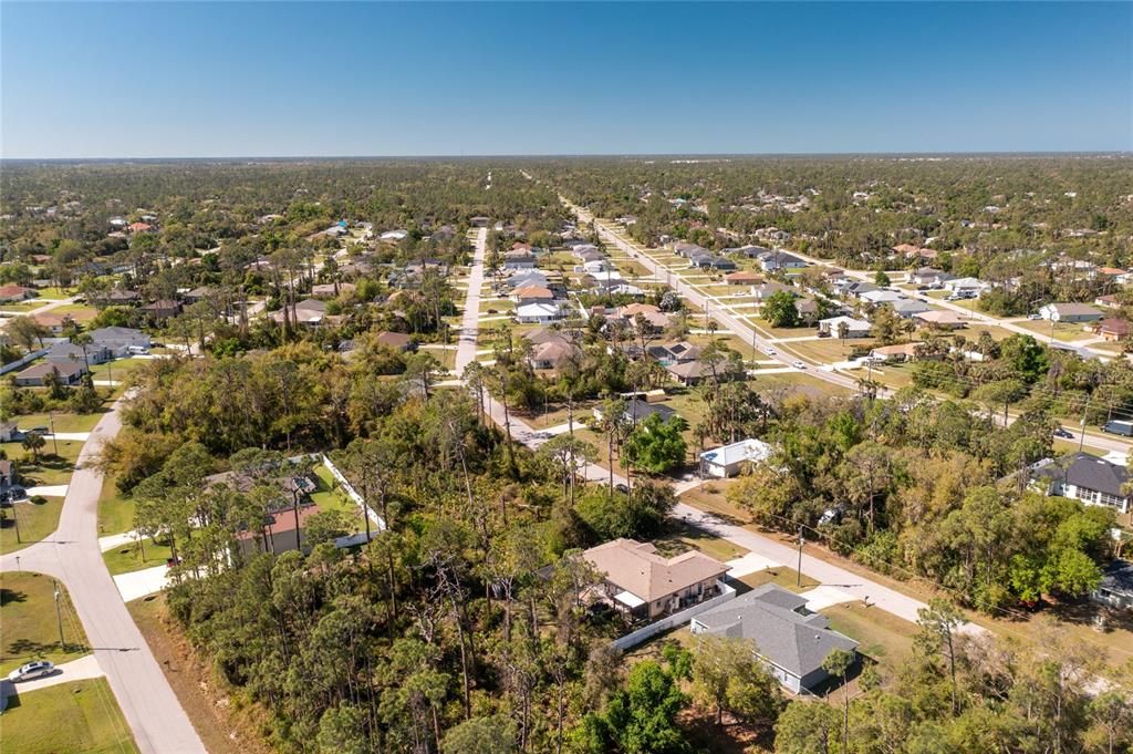 Activo con contrato: $385,000 (3 camas, 2 baños, 1751 Pies cuadrados)