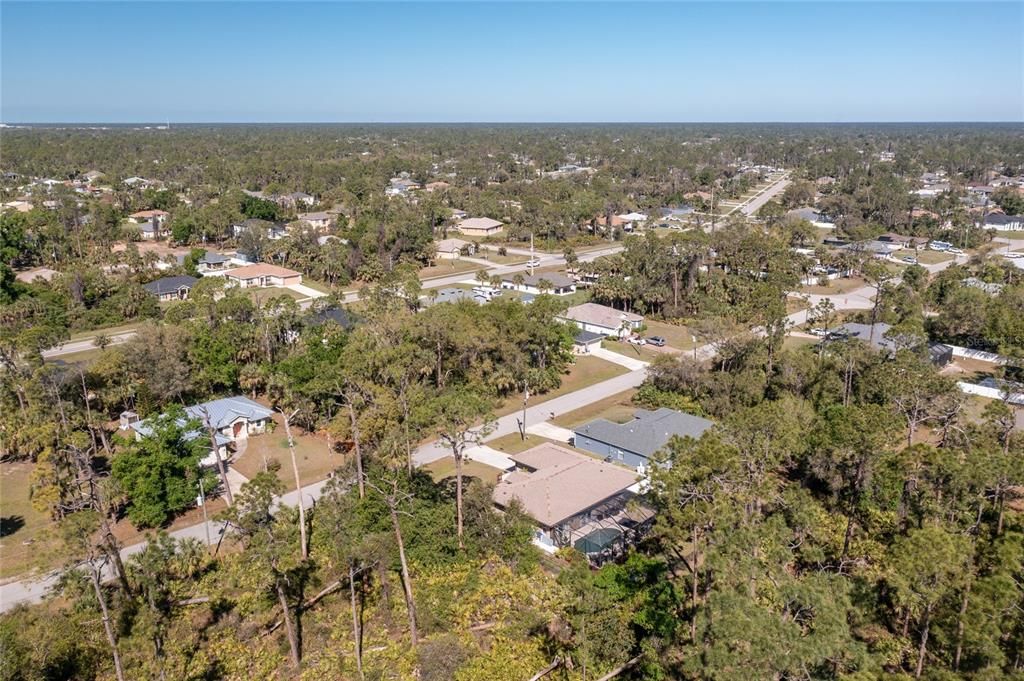 Activo con contrato: $385,000 (3 camas, 2 baños, 1751 Pies cuadrados)