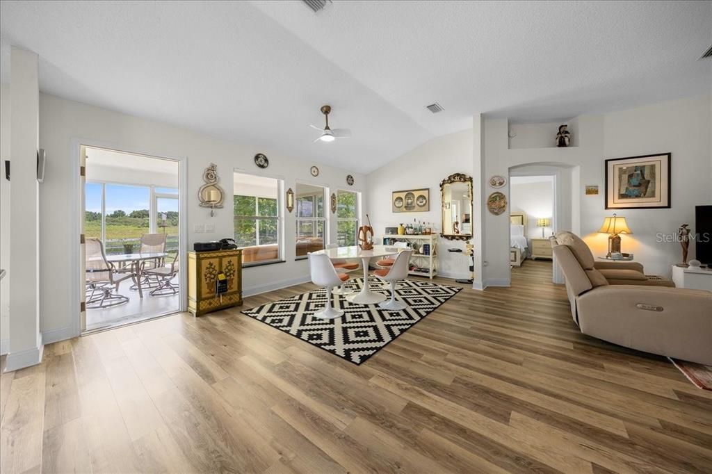 Active With Contract: $525,000 (3 beds, 2 baths, 1761 Square Feet)