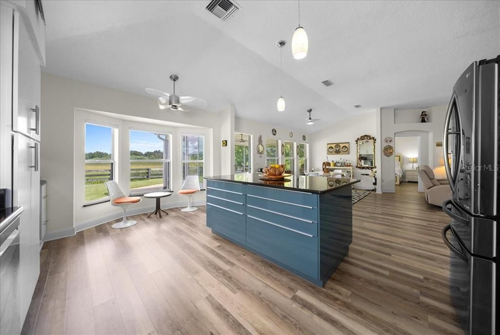 Active With Contract: $525,000 (3 beds, 2 baths, 1761 Square Feet)