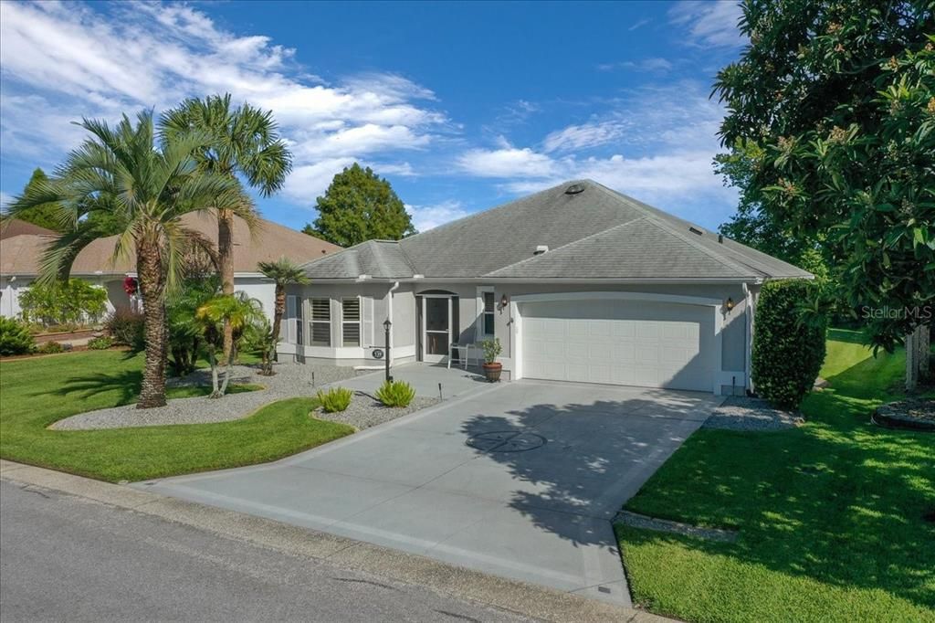 Active With Contract: $525,000 (3 beds, 2 baths, 1761 Square Feet)