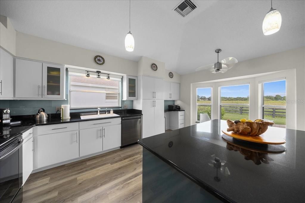 Active With Contract: $525,000 (3 beds, 2 baths, 1761 Square Feet)