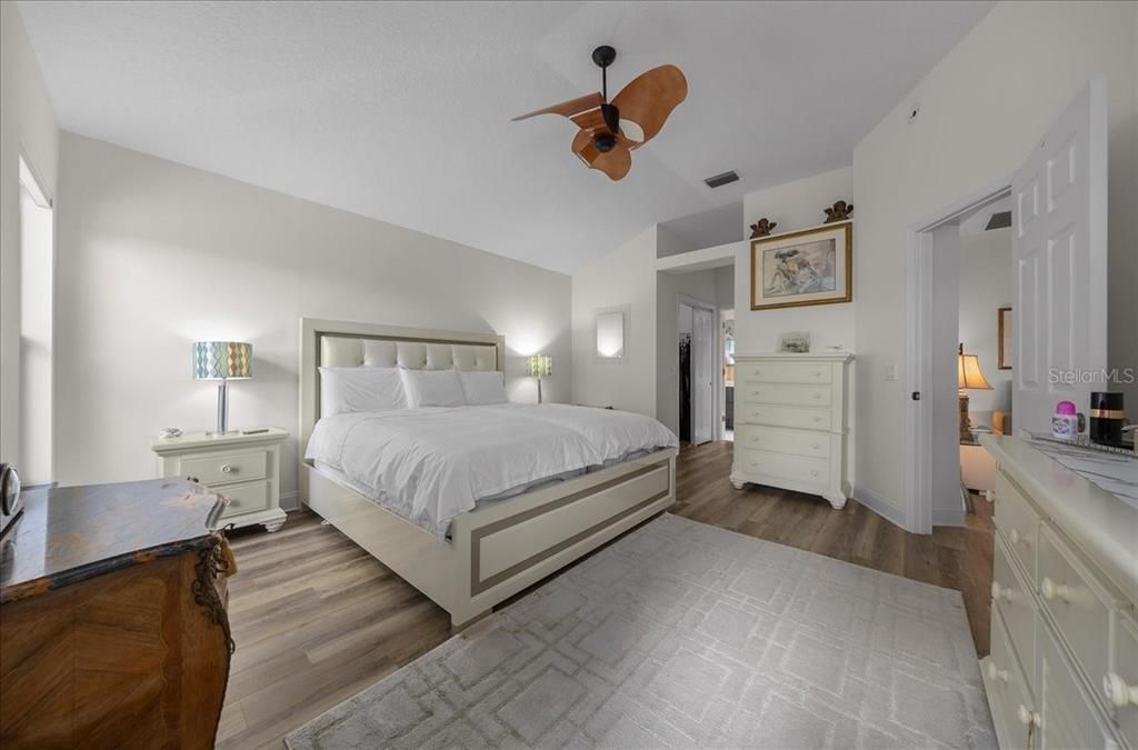 Active With Contract: $525,000 (3 beds, 2 baths, 1761 Square Feet)