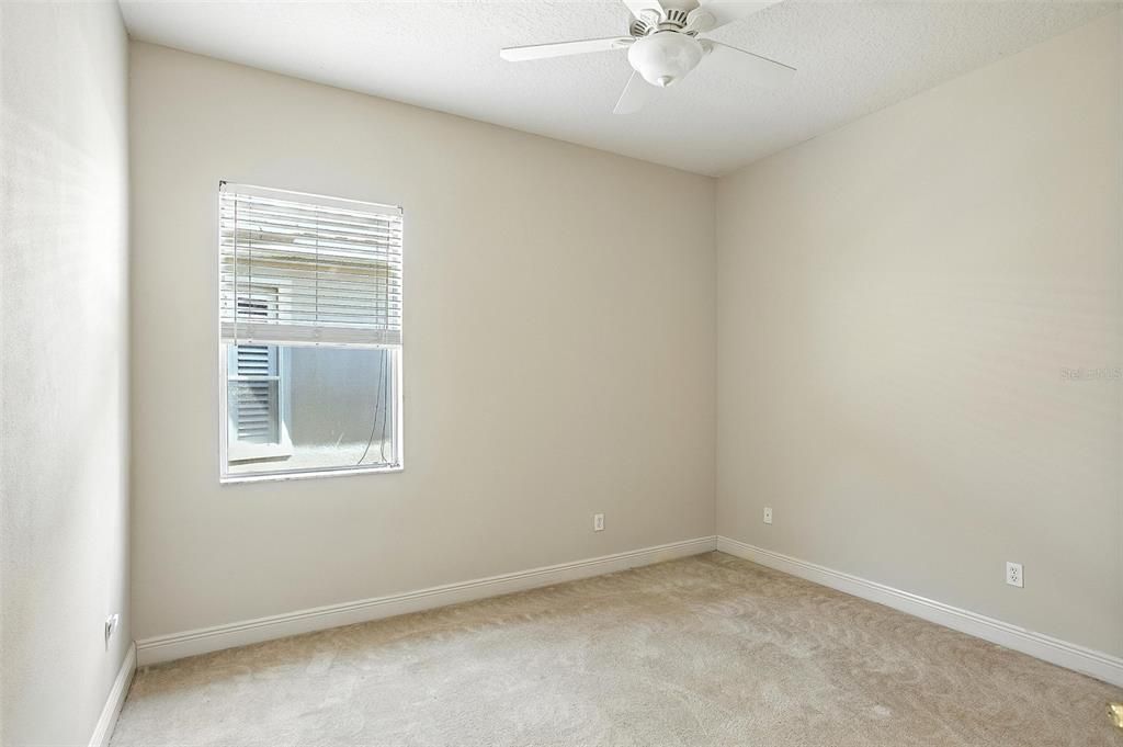 待售: $369,000 (3 贝兹, 3 浴室, 1820 平方英尺)