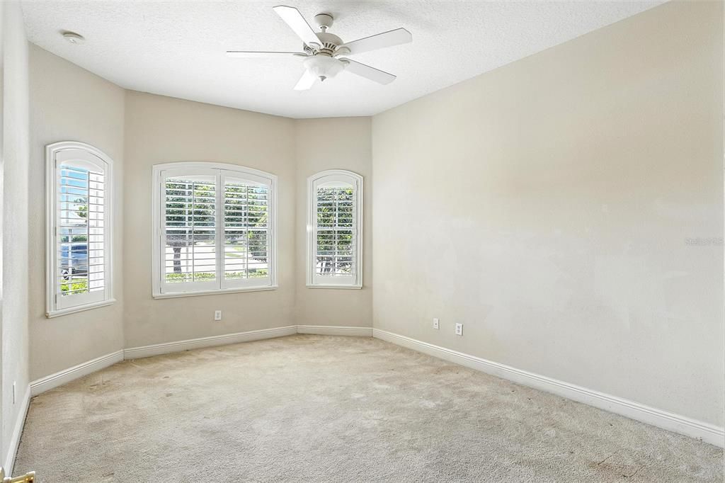 待售: $369,000 (3 贝兹, 3 浴室, 1820 平方英尺)