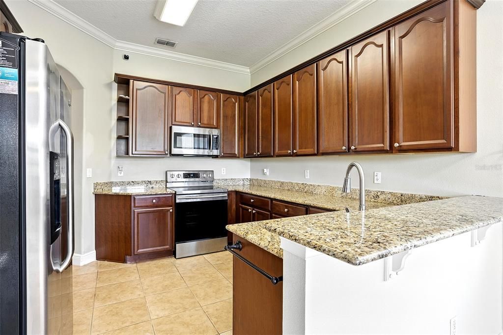 待售: $369,000 (3 贝兹, 3 浴室, 1820 平方英尺)