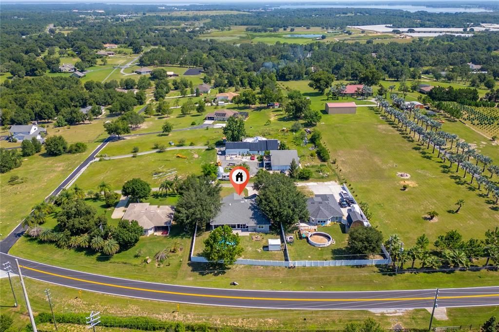 Под контрактом: $399,990 (4 спален, 3 ванн, 2579 Квадратных фут)