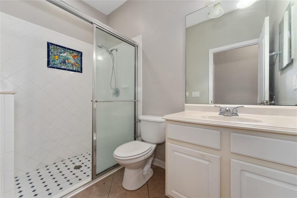 Под контрактом: $399,990 (4 спален, 3 ванн, 2579 Квадратных фут)