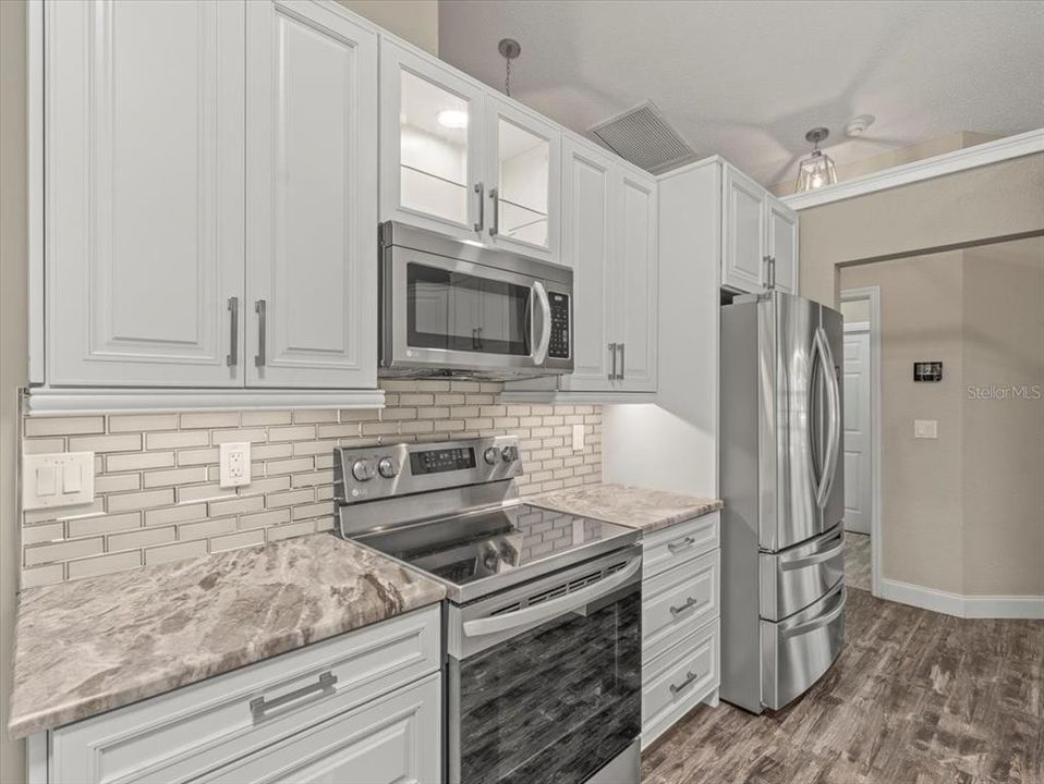 For Sale: $480,000 (3 beds, 2 baths, 2092 Square Feet)