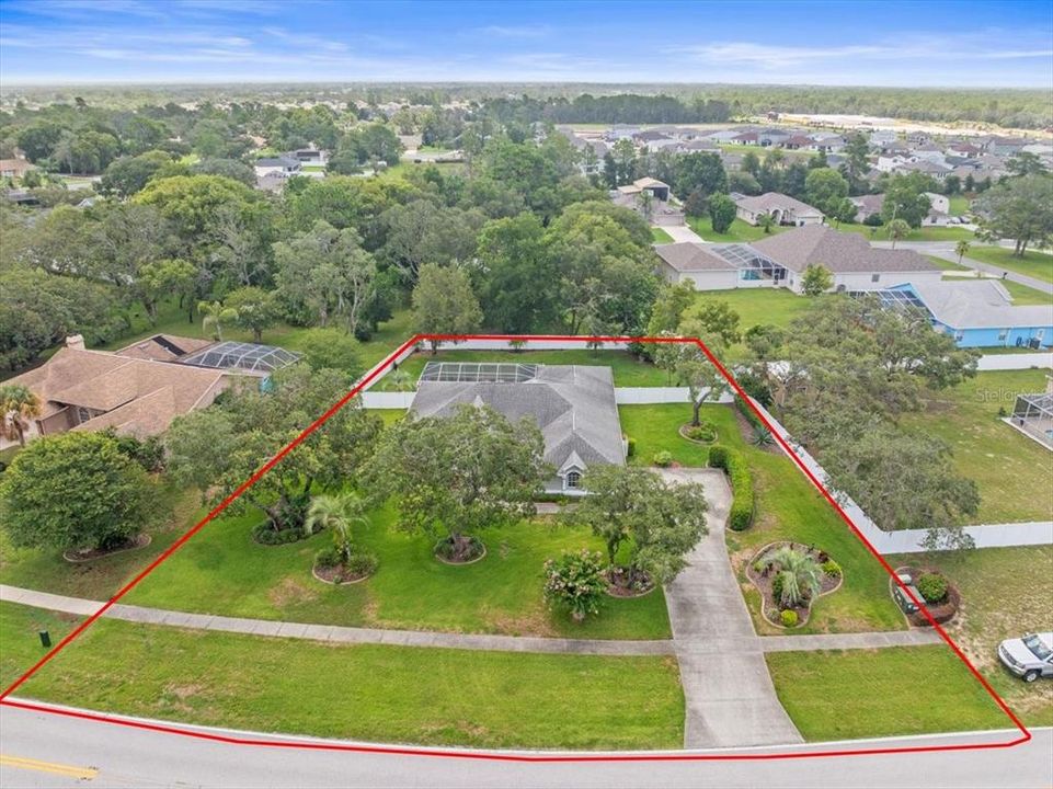 For Sale: $480,000 (3 beds, 2 baths, 2092 Square Feet)