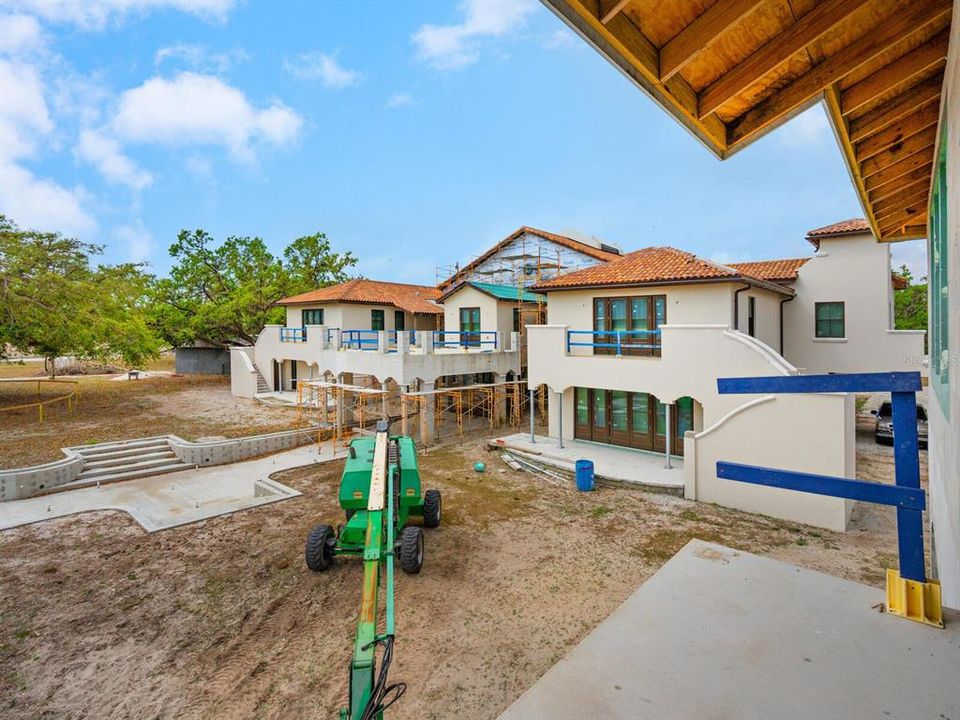 For Sale: $19,999,000 (7 beds, 7 baths, 18869 Square Feet)