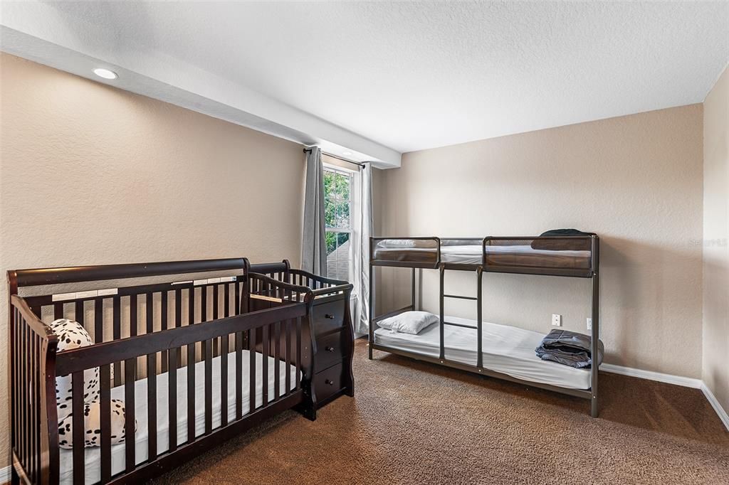 待售: $403,380 (3 贝兹, 2 浴室, 2592 平方英尺)