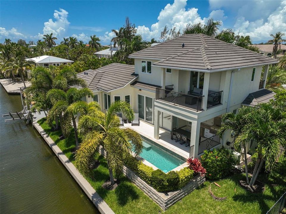 For Rent: $17,000 (4 beds, 3 baths, 2447 Square Feet)