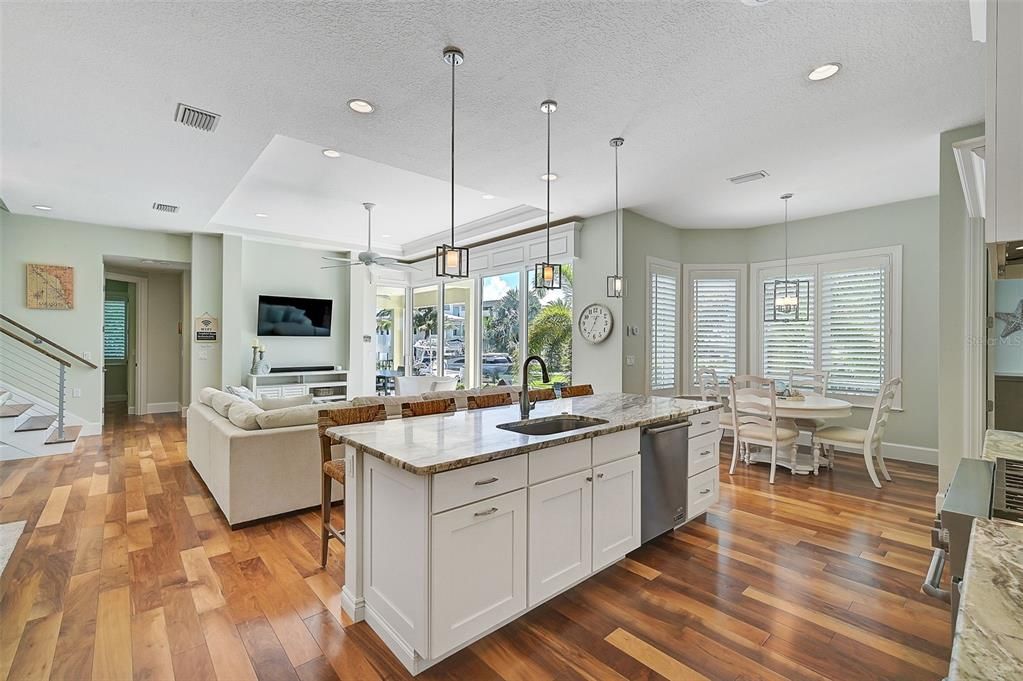 For Rent: $17,000 (4 beds, 3 baths, 2447 Square Feet)