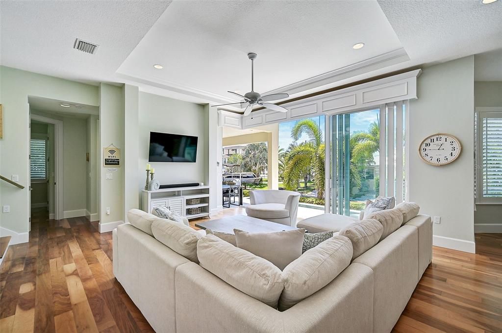 For Rent: $17,000 (4 beds, 3 baths, 2447 Square Feet)