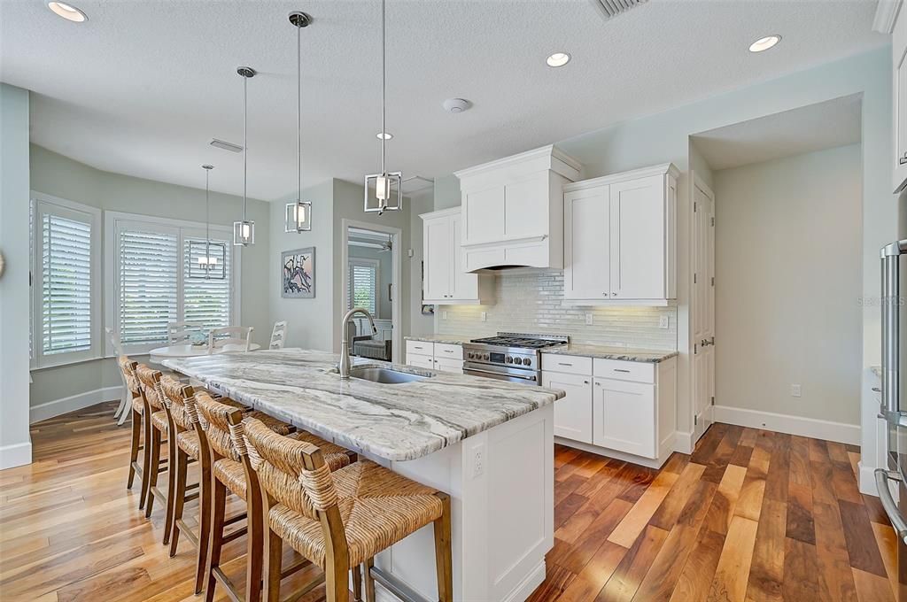 For Rent: $17,000 (4 beds, 3 baths, 2447 Square Feet)