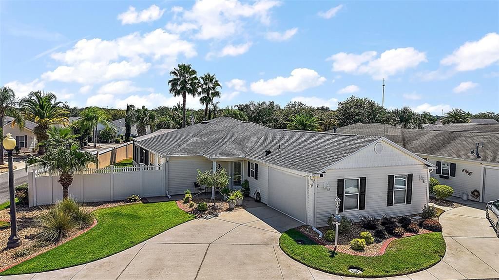 最近售出: $470,000 (3 贝兹, 2 浴室, 1612 平方英尺)