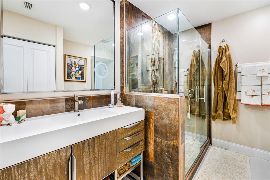 待售: $995,000 (3 贝兹, 3 浴室, 2328 平方英尺)