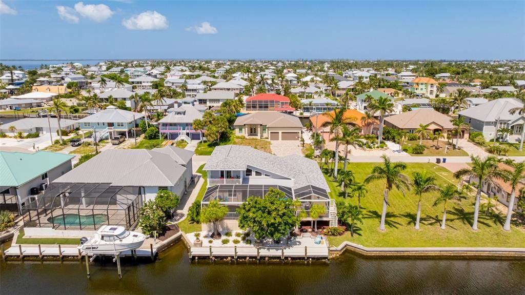 待售: $995,000 (3 贝兹, 3 浴室, 2328 平方英尺)