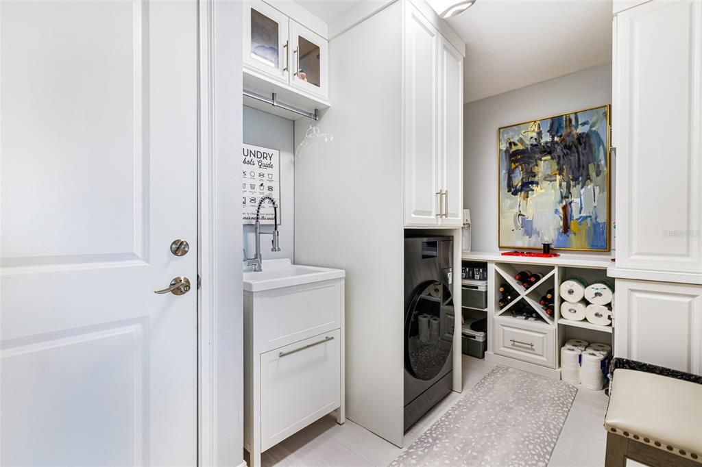 待售: $995,000 (3 贝兹, 3 浴室, 2328 平方英尺)