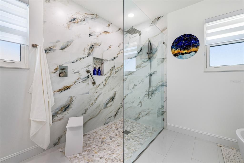 待售: $995,000 (3 贝兹, 3 浴室, 2328 平方英尺)