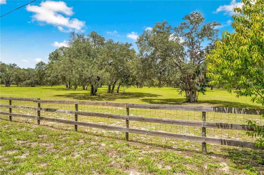 合同活跃: $254,990 (4.70 acres)