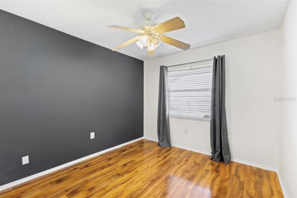 Active With Contract: $469,900 (3 beds, 2 baths, 1674 Square Feet)